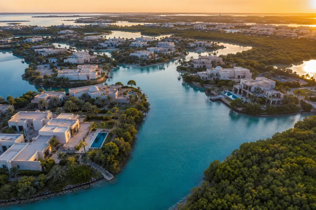 Al Jubail Island Area Guide: Villas, Prices & Living