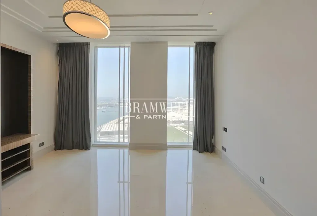 Prestigious Residence | Stunning Views | Vacant