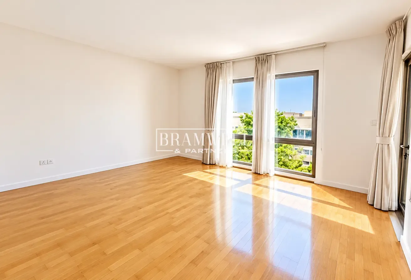 4 Bedroom Townhouse for Rent in Qattouf Community, Al Raha Gardens, photo 2