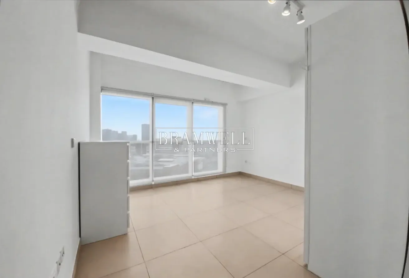 2 Bedroom Apartment for Sale in The Wave, Najmat Abu Dhabi, photo 5