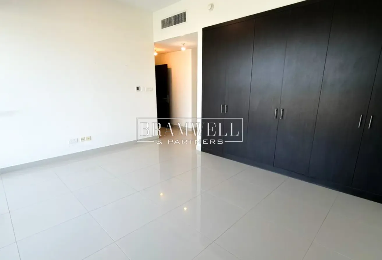 3 Bedroom Apartment for Rent in Marina Bay, City Of Lights, photo 5